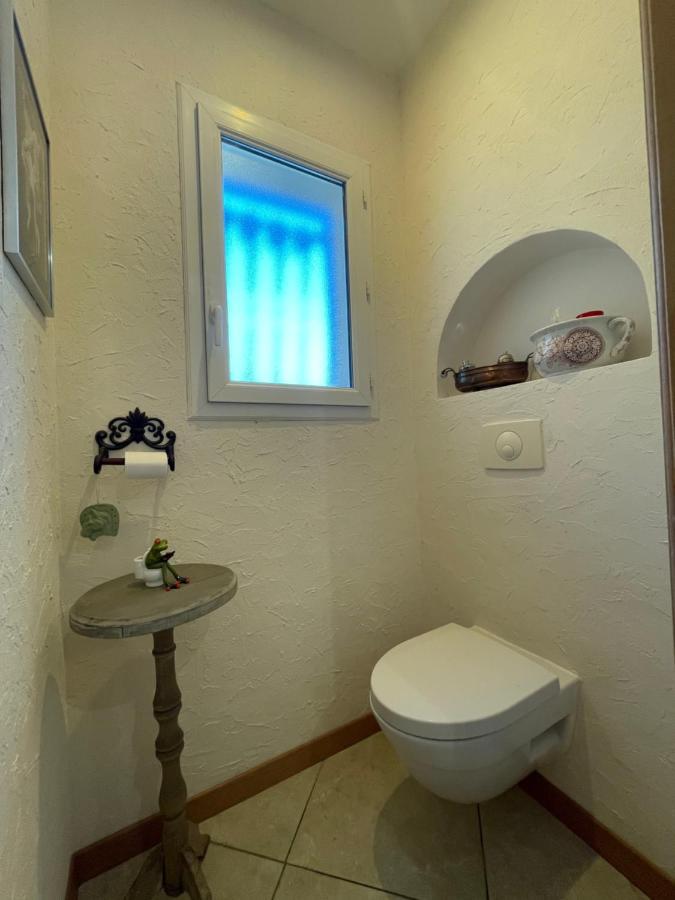 Le Calme De La Garrigue Bed and Breakfast Russan Εξωτερικό φωτογραφία